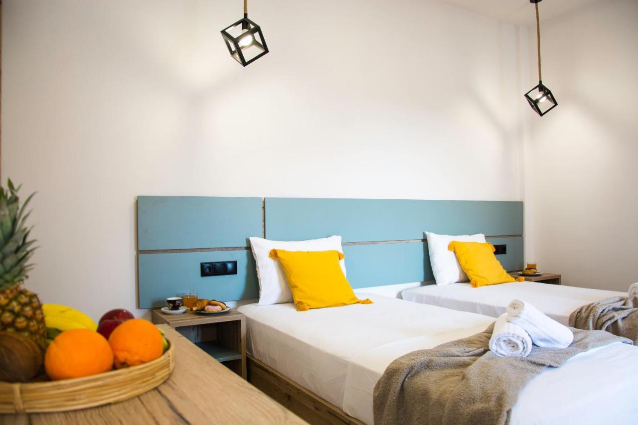 Big Max Guesthouse กาวอส ภายนอก รูปภาพ